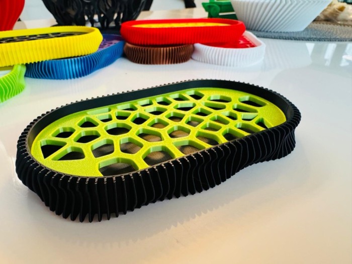 Savoniera 3D, model Wave, Negru/Lime