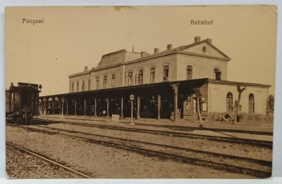FOCSANI , GARA , CARTE POSTALA , INCPEUTUL SEC. XX foto