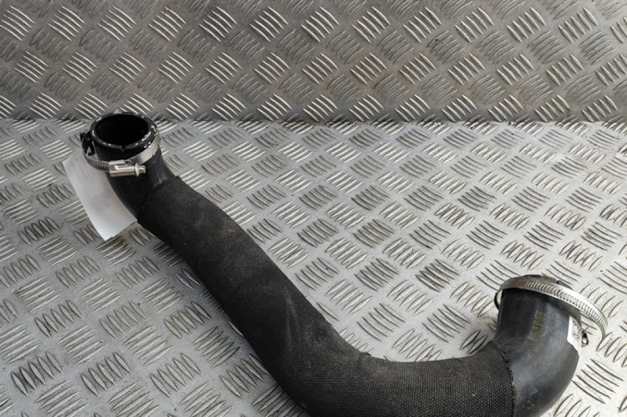 Furtun intercooler AUDI A6 C8 Avant 4A5 2024 OEM: 4K0145738AF 31301986