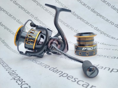 Mulineta Crap si Feeder PRO FL Cast Force CF7000 10Rulmenti 2 TAMBURI METALICI foto