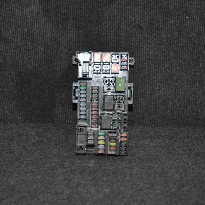 Panou de siguranțe OPEL MOKKA / MOKKA X 2015 OEM: 2109261