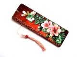 semn de carte cu flori alb roz 35623