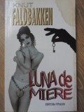 LUNA DE MIERE-KNUT FALDBAKKEN