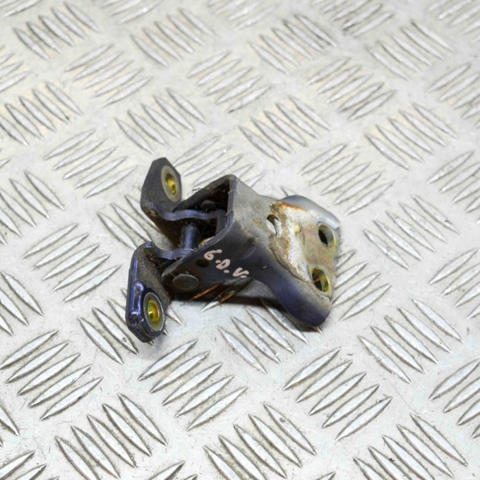 Balama ușă dreapta spate MITSUBISHI PAJERO III V7_W, V6_W 2006 13813830