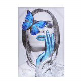 Tablou femeie cu fluture albastru