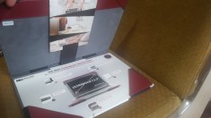 Vand husa din piele pt laptop (notebook) cu dimensiunea 13,3 inch