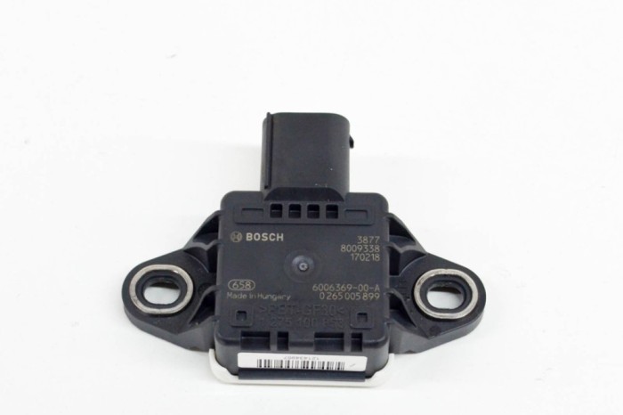 Senzor de accelerație TESLA MODEL S 2017 OEM: 0265005899,6006369-00-A 14336057