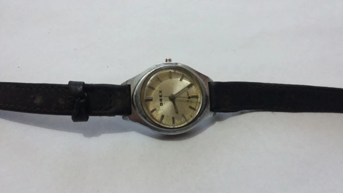 CEAS OREX 19 RUBINE DE DAMA . DEFECT !