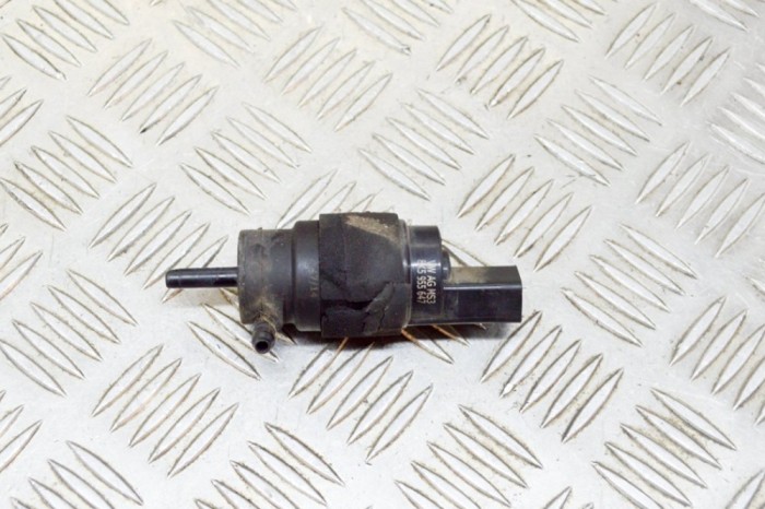Motor rezervor lichid de parbriz AUDI A6 4G2, C7, 4GC 2015 OEM: 8K5955647 | 13517409