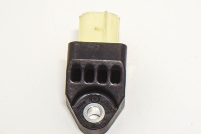 Senzor de impact lateral st&amp;acirc;nga TOYOTA PRIUS _W3_ 2012 OEM: 89831-28020 11121798 foto