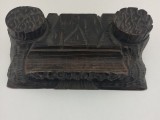 Suport vintage pentru rechizite din lemn sculptat - calimara veche de birou pentru tocuri