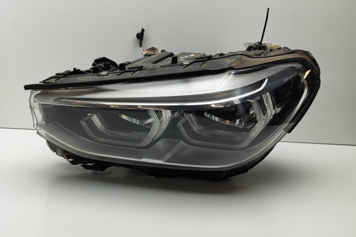 Far st&acirc;nga față BMW X3 G01, F97 2019 | 29945378