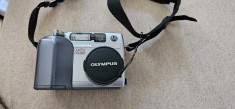 APARAT FOTO Olympus C-4000 Zoom + CARD 16 MB , FUNCTIONEAZA .