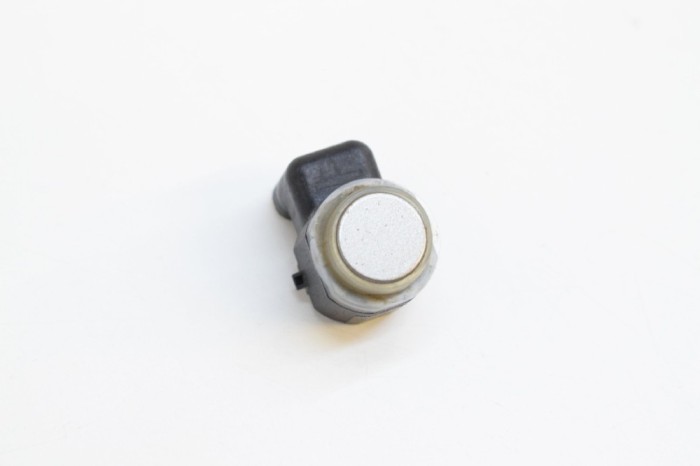 Senzor de parcare PDC JAGUAR XF X250 2009 OEM: AH42-15K859-AA 11247112