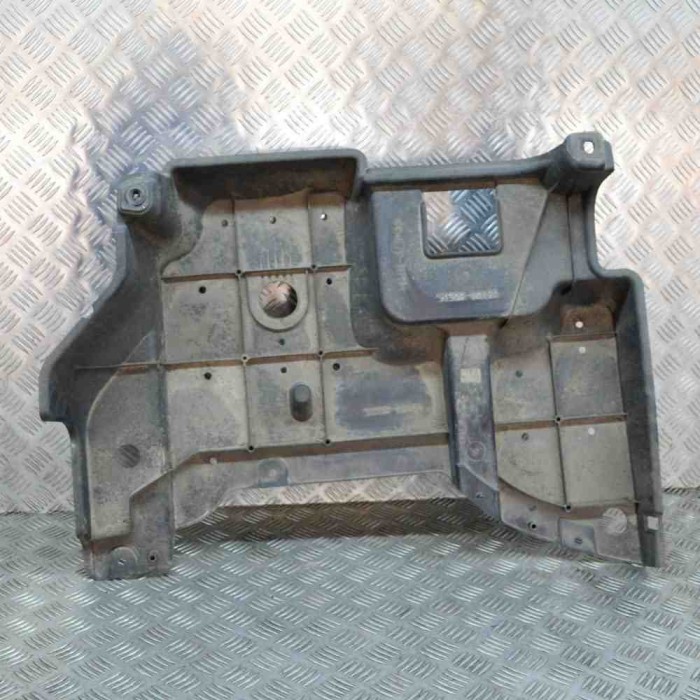 Scut motor central spate TOYOTA AURIS _E15_ 2010 OEM: 58308-02020,58398-02030