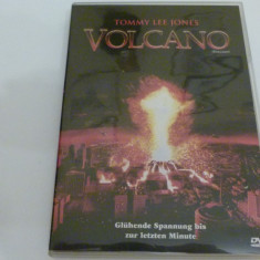 vulcanul - tommy lee jones