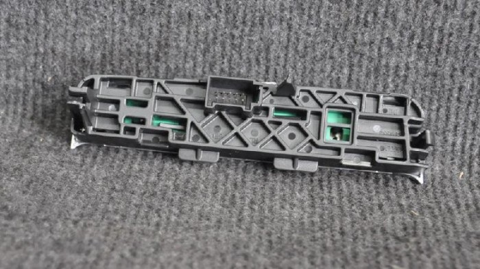 Alt modul de control AUDI A4 8K2, B8 2010 OEM: 8R2713463 1528571
