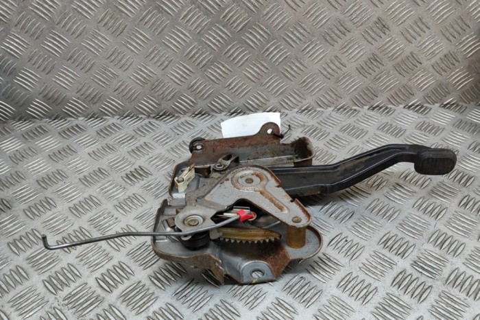 M&acirc;ner fr&acirc;nă de m&acirc;nă DODGE DURANGO DN 1999 OEM: 52078976AG 28278885