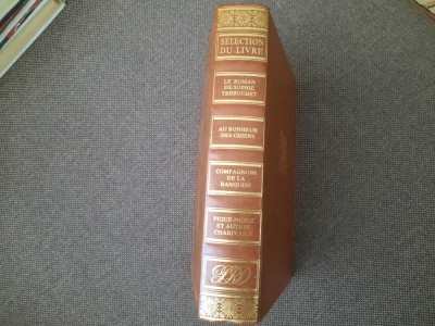 Selection du livre . Text in lb. fr., ilustratii color - Reader&amp;#039;s Digest foto