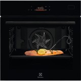 Cuptor electric incorporabil Electrolux EOB8S39Z, SteamBake-gatire cu abur, 18 functii, 70 l, ghidaj telescopic, senzor gatire, Clasa A++, Negru