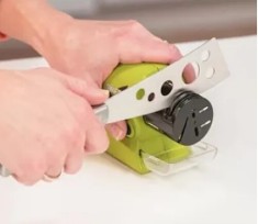 APARAT ELECTRIC PENTRU ASCUTIT CUTITE