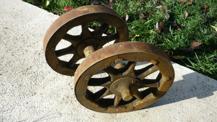 ROTI DE MITRALIERA PRIMUL RAZBOI MONDIAL LOT 2 BUC.