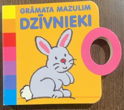 Dzivnieki (Animale- carte in limba letona) foto