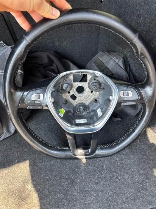 Volan Passat B8 fără airbag