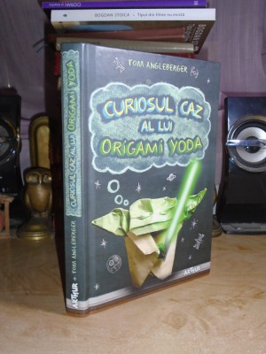 TOM ANGLEBERGER - CURIOSUL CAZ AL LUI ORIGAMI YODA , 2018 ( CARTONATA ) # foto