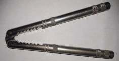 CY - Spargator Cleste metalic vechi pentru alune &amp; nuci / perfect functional / stare! / 13 cm (L) 150 g