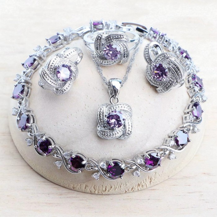 Set bijuterii placate cu argint 925, cu cristale de zirconiu violet-ametist