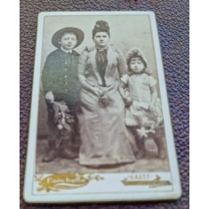 Fotografie femeie cu baiat si fetita, tip CDV