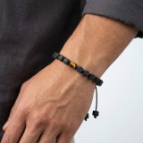 Cumpara ieftin Bratara Barbateasca pe Snur Reglabil din Lava Vulcanica, Ochi de Tigru Cilindric si Cuburi Forta si Protectie