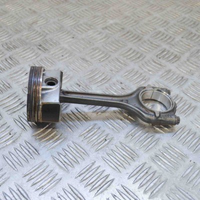 Piston VW UP 121, 122, BL1, BL2 2014 OEM: 04E198401P04C107065AE foto