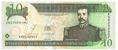 Republica Dominicana 10 Pesos 2003 Seria KN8232957 foto