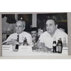 DINU PATRICIU SI ANTON VATASESCU , FOTOGRAFIE MONOCROMA, PE HARTIE LUCIOASA , ANII &#039;90