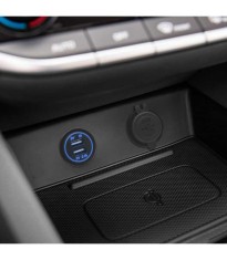 Adaptor auto cu lumina albastra USB 3.1A instalabil in locas bricheta 12&ndash;24V M&#039;N&#039;C