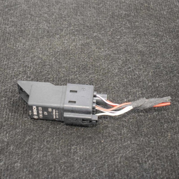 Bujie incandescentă LAND ROVER RANGE ROVER EVOQUE L538 2018 OEM: FX23-189E2-AC0281003123 | 4001317