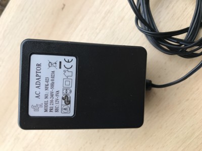 AC adaptor transformator 12 v foto