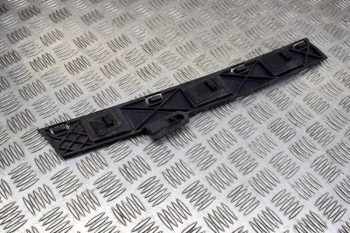 Suport prag lateral st&acirc;nga față BMW 2 Cabrio F23 2016 OEM: 7268077 | 13856761