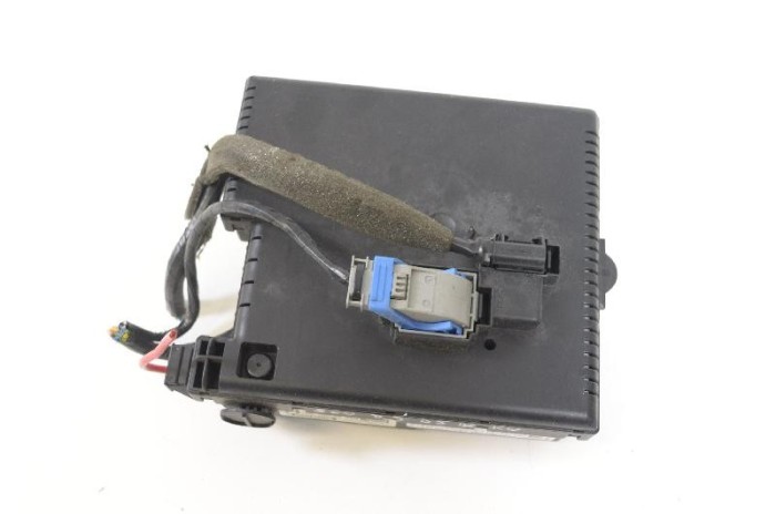 Panou de siguranțe VOLVO S60 I 2006 OEM: 30728512,2807881 2872551