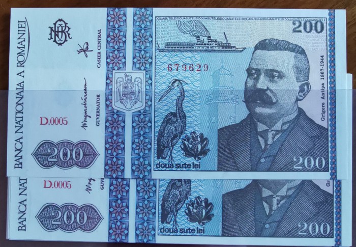 Bancnota 200 lei 1992, h&acirc;rtie, serii consecutive