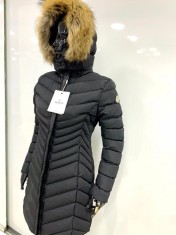 Geaca Moncler lunga dama,marime M,neagra foto
