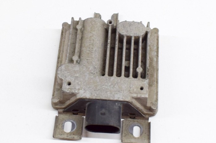 Unitate de control pompa de combustibil PORSCHE CAYENNE 92A 2012 OEM: 7P0906093A,A2C53355730 | 20361245