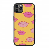 Husa iPhone 12 Pro - Skino Doll, buze galben roz
