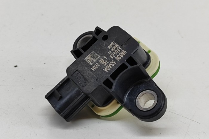 Senzor de impact dreapta față NISSAN LEAF ZE1 2018 OEM: 988365SA0A,98836-5SA0A 30202577