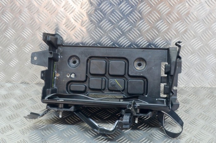 Suport baterie MASERATI GHIBLI M157 2015 OEM: 05112061AK 12162239