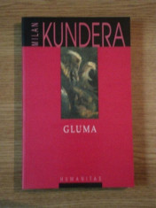 Gluma - MIlan Kundera foto