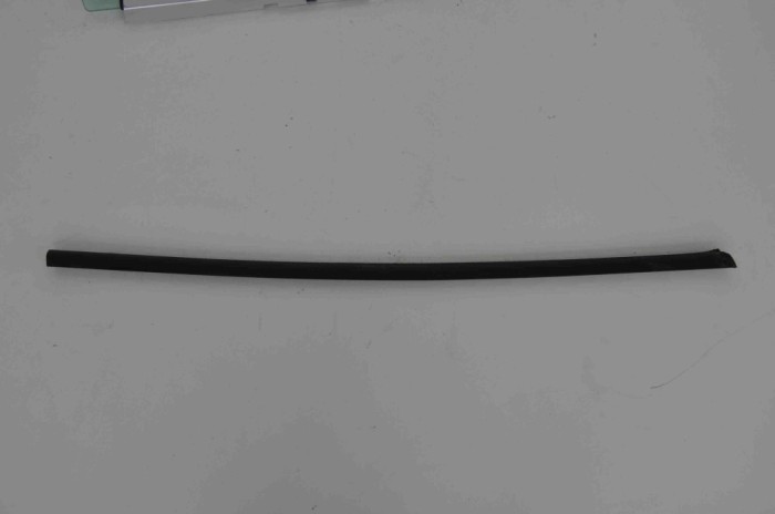 Chedar geam ușă dreapta față OPEL VECTRA C 2007