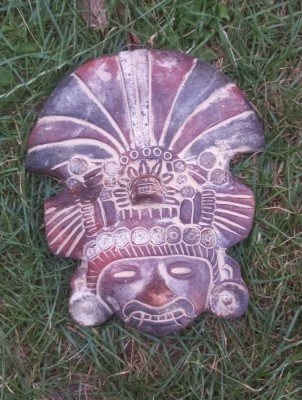 Masca mexicana zeu aztec din teracota foto